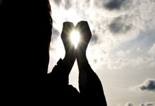 网上哪家股票开户好:炒股开户|配资开户-亚洲股市分化 日股暴跌500点！A股继续大涨 黄金股集体爆发